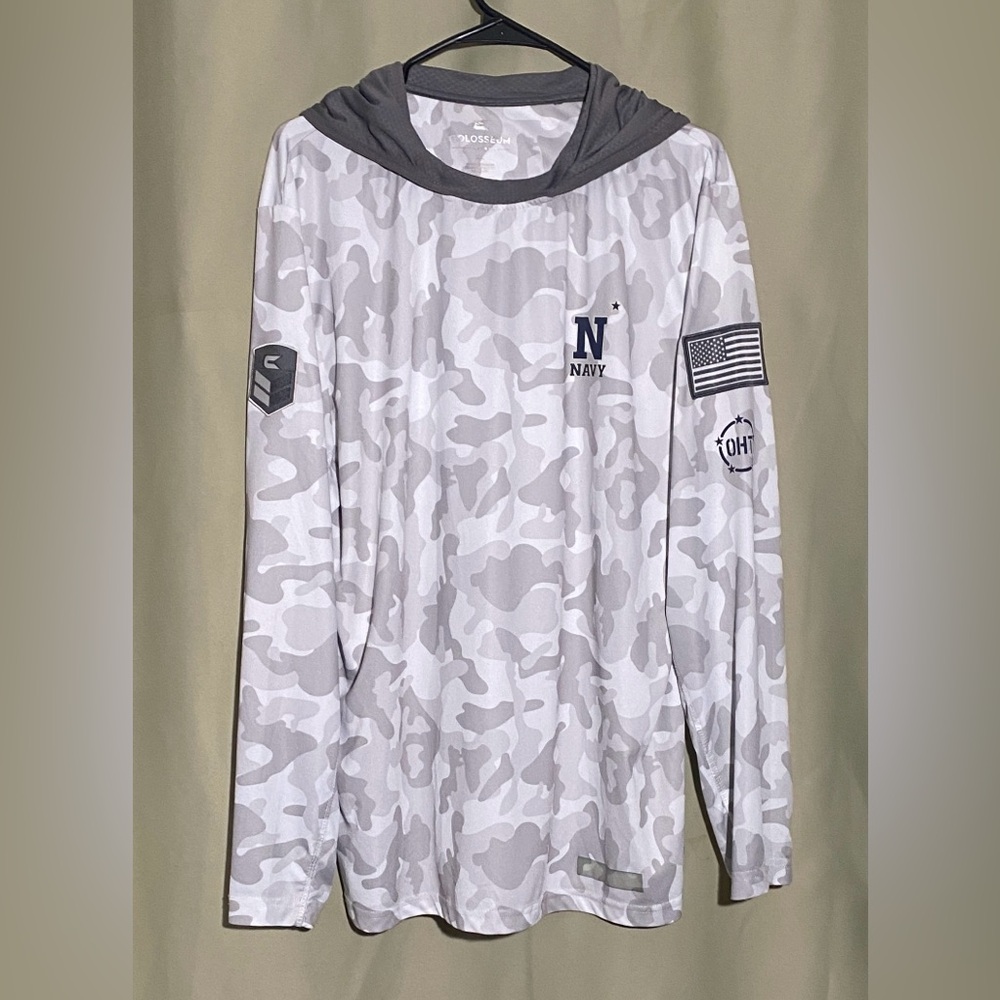 Navy Midshipmen Colosseum OTH Military Appreciation Arctic Camo Hoodie XL